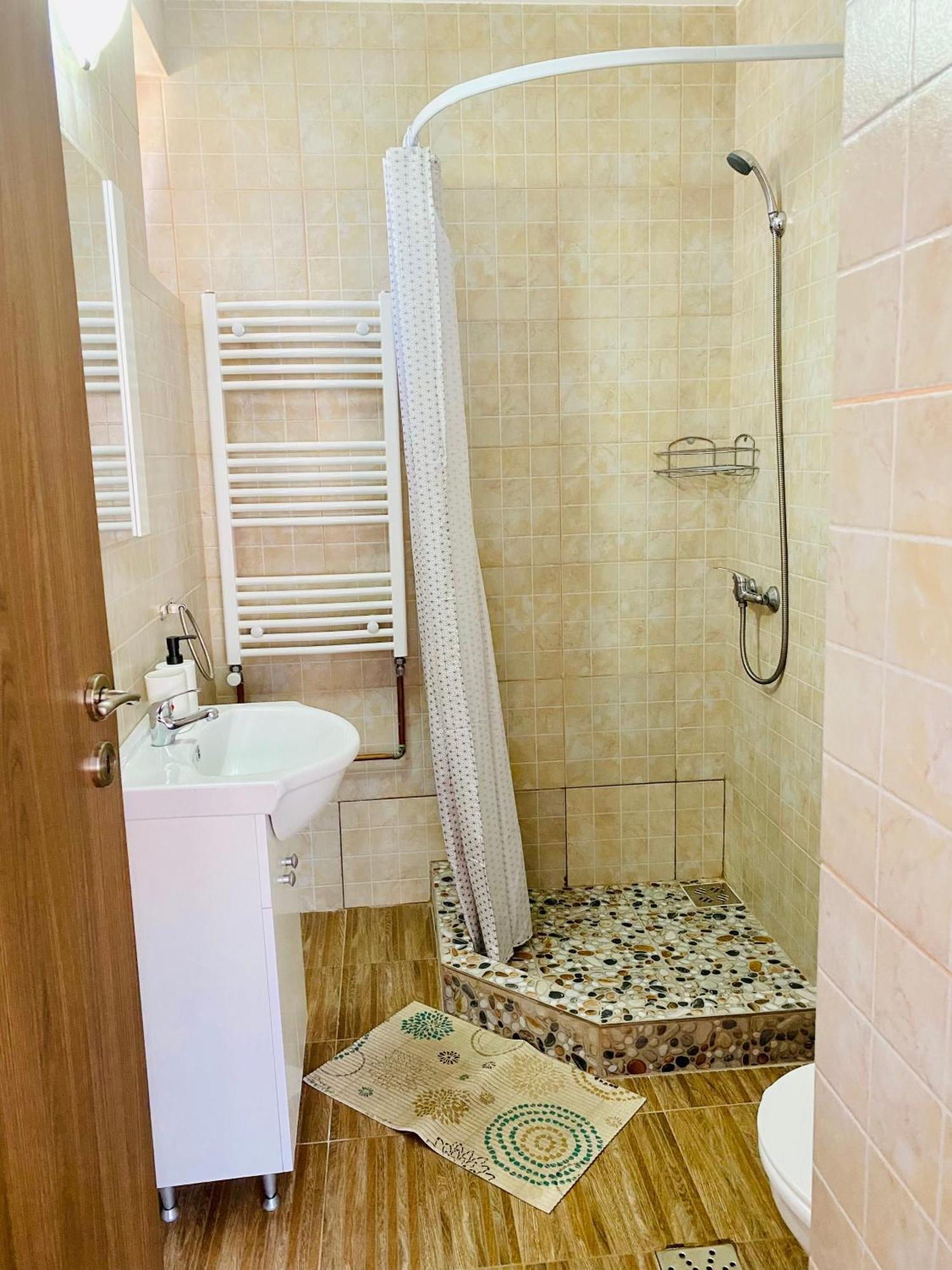 Hotel Casa Victoria Cîrţişoara Exteriér fotografie