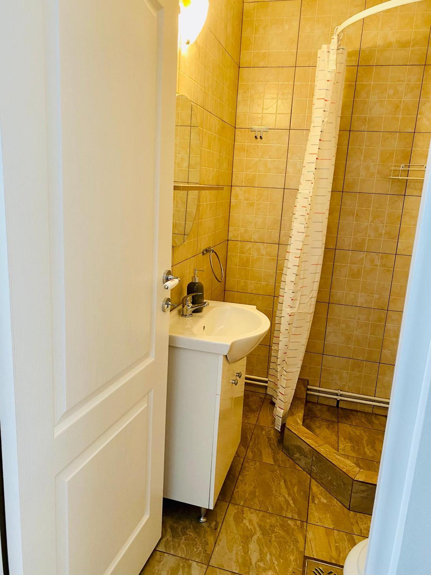 Hotel Casa Victoria Cîrţişoara Exteriér fotografie
